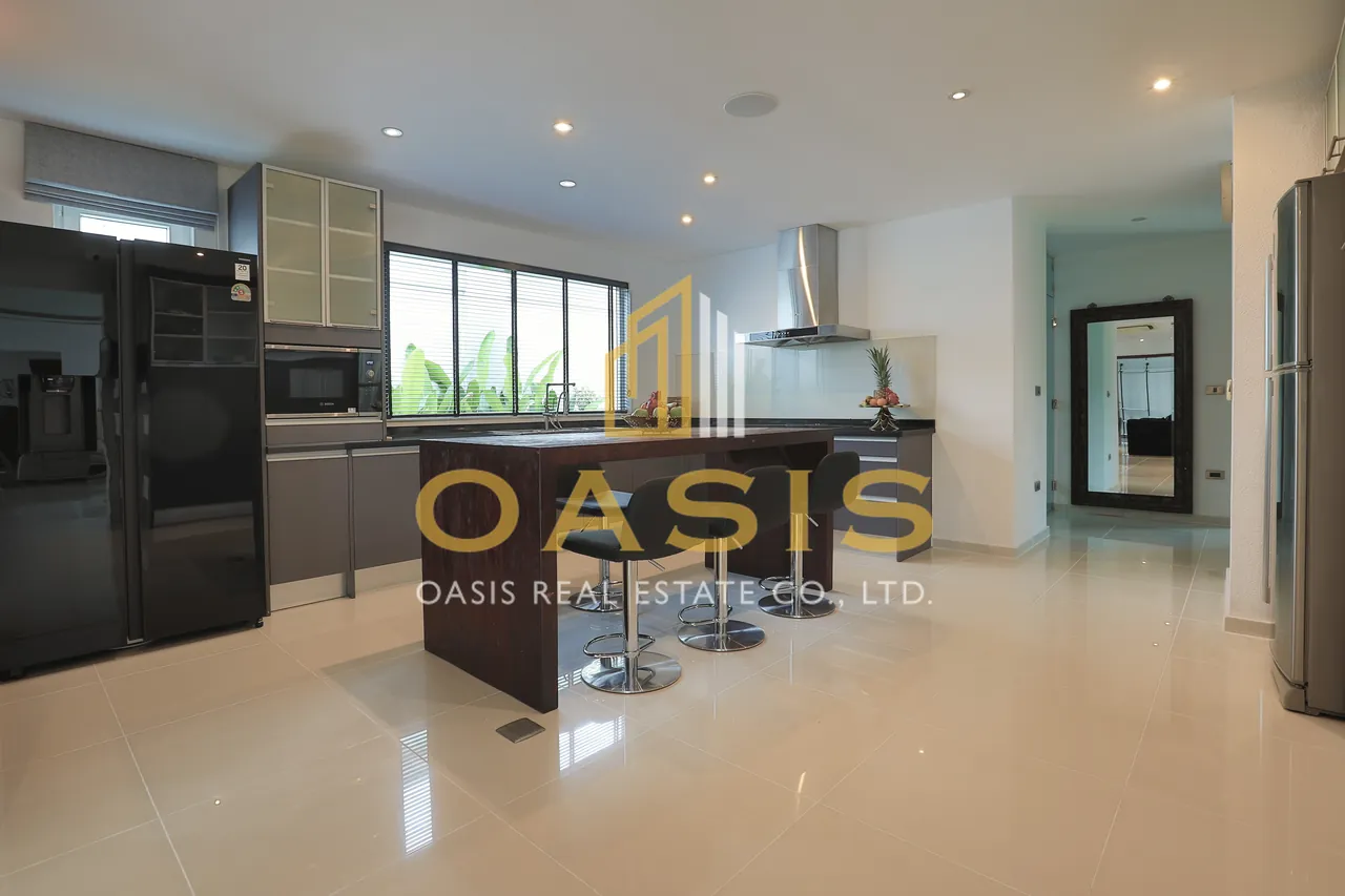 Exquisite Pool Villa for Sale Siam Royal View