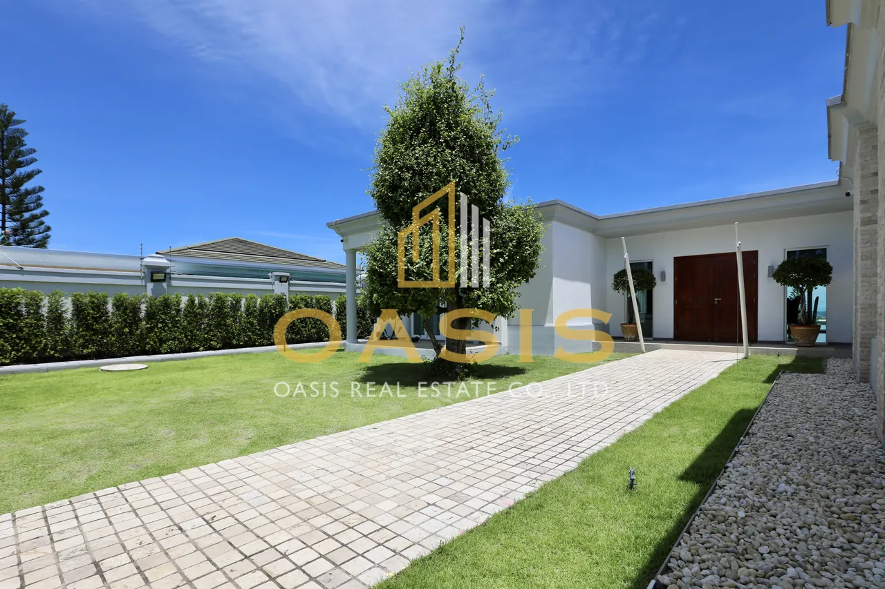 Exquisite Pool Villa for Sale Siam Royal View