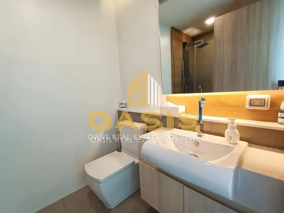 2 Bedroom Luxury Beachfront Condo for Rent Del Mare Bang Saray