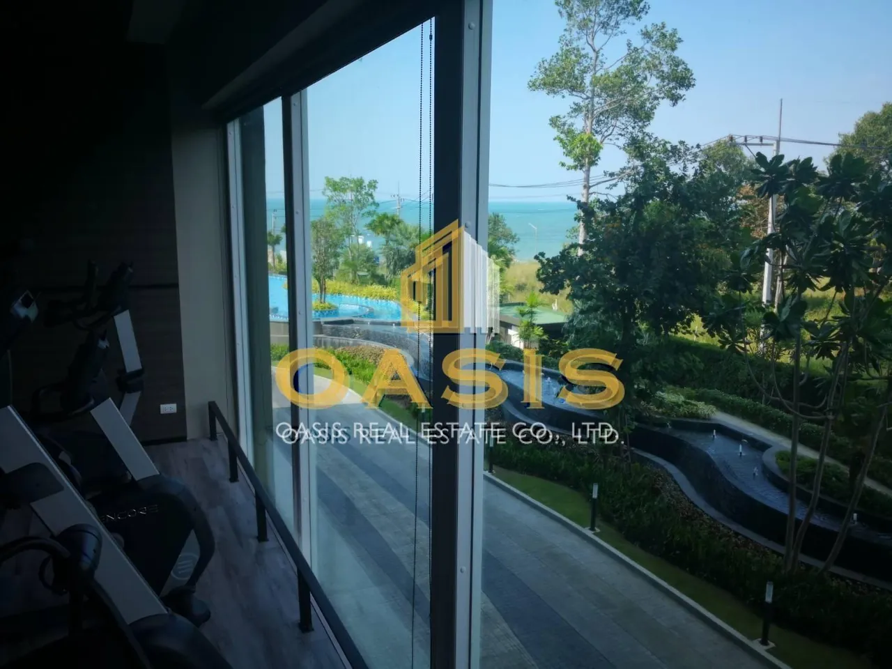 2 Bedroom Luxury Beachfront Condo for Rent Del Mare Bang Saray