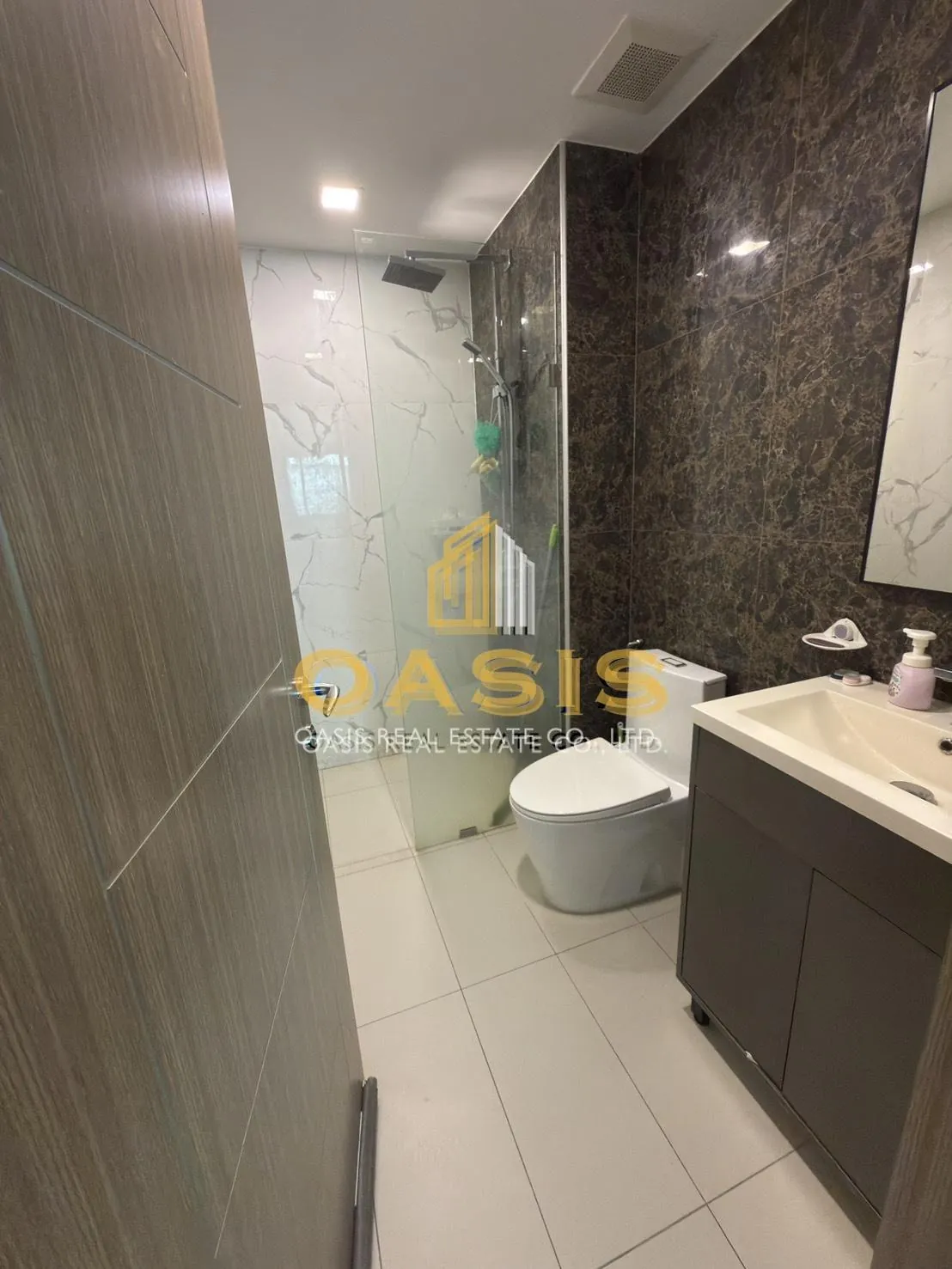 Arcadia Beach Continental 2 Bedroom Condo for Sale