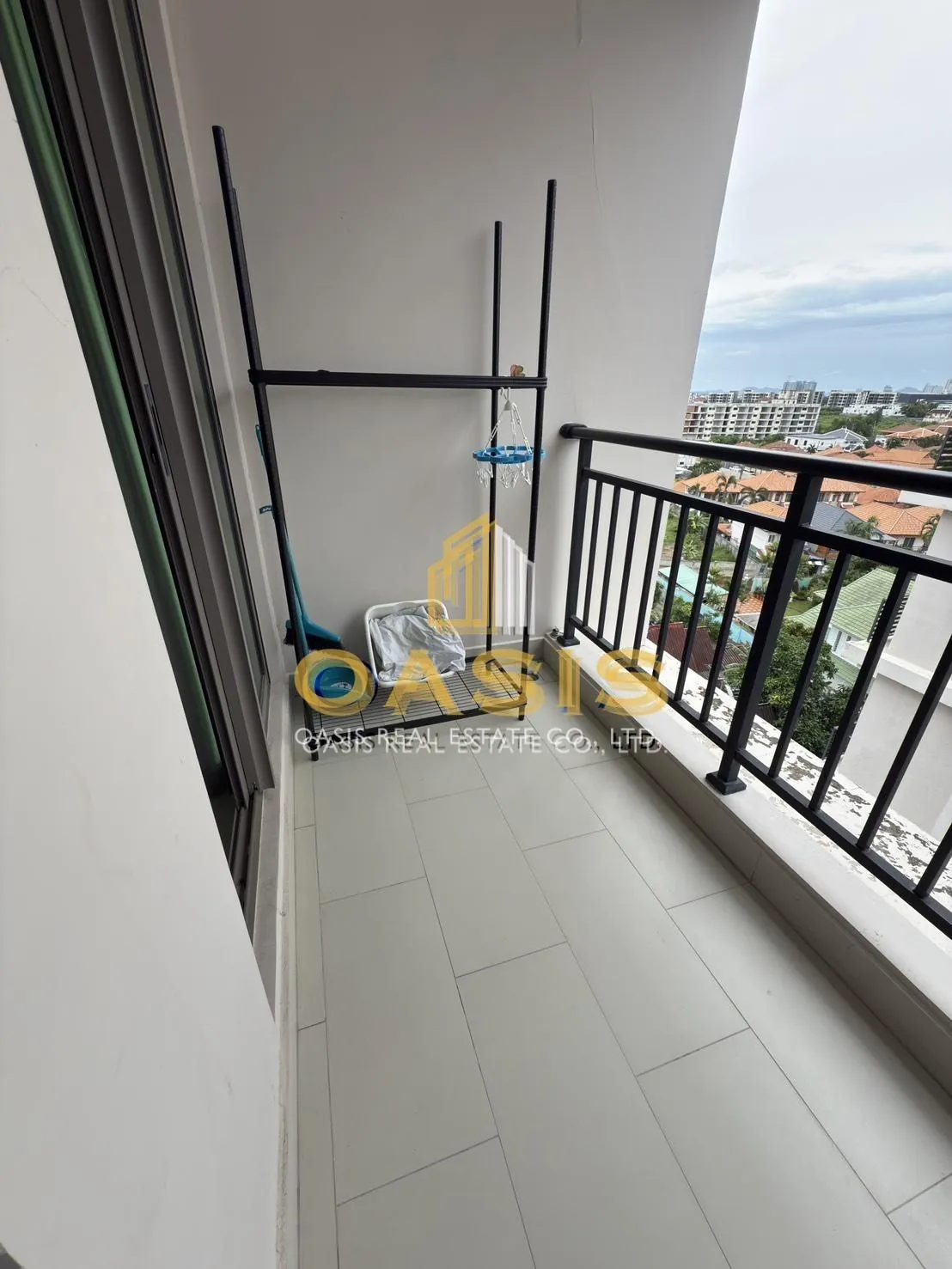Arcadia Beach Continental 2 Bedroom Condo for Sale