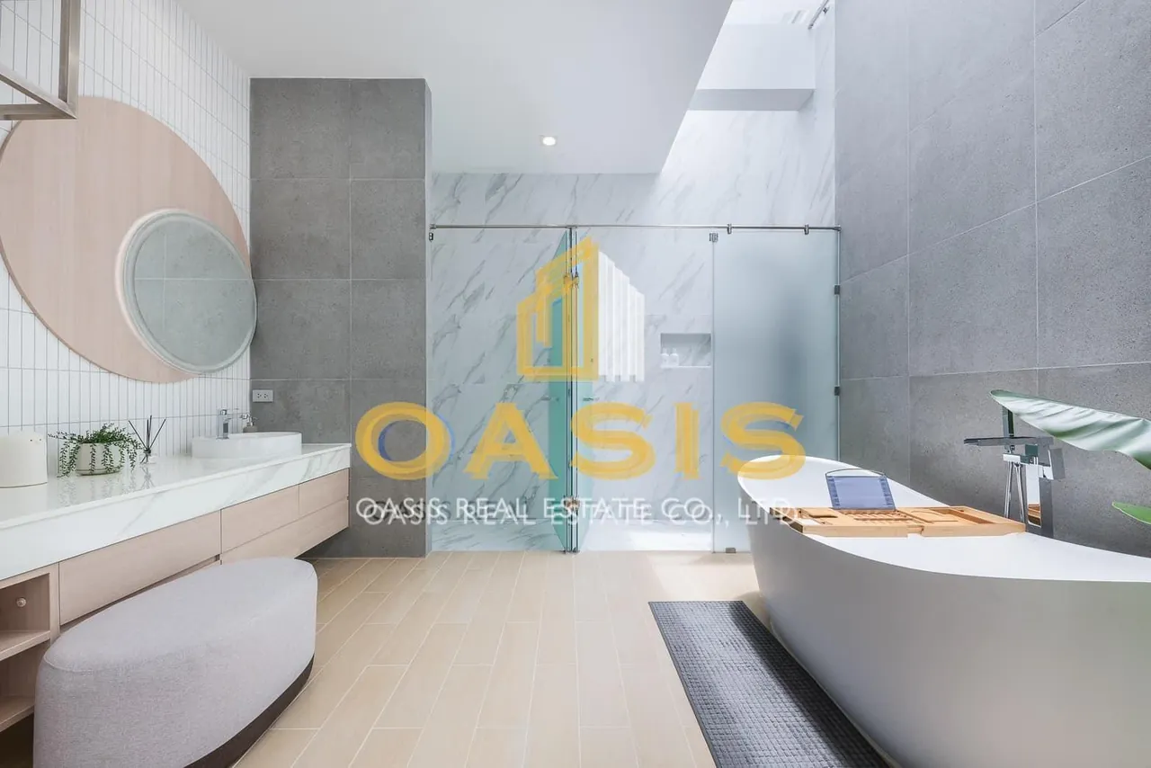 Luxury Mediterranean Pool Villa The Pool Space Villa For SALE