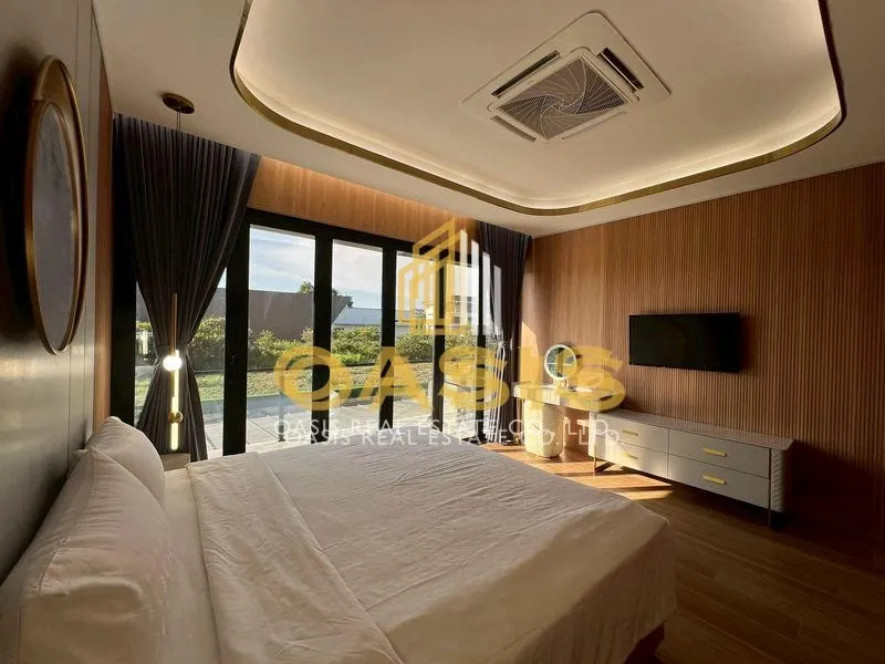 Luxury VIP Pool Villa for SALE