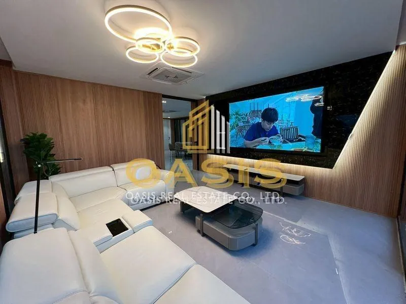 Luxury VIP Pool Villa for SALE