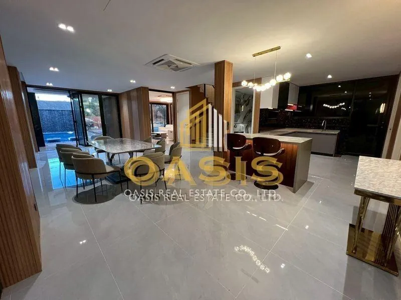 Luxury VIP Pool Villa for SALE