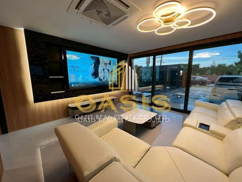 Luxury VIP Pool Villa for SALE