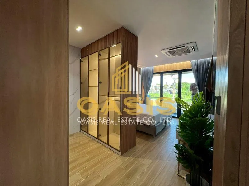 Luxury VIP Pool Villa for SALE