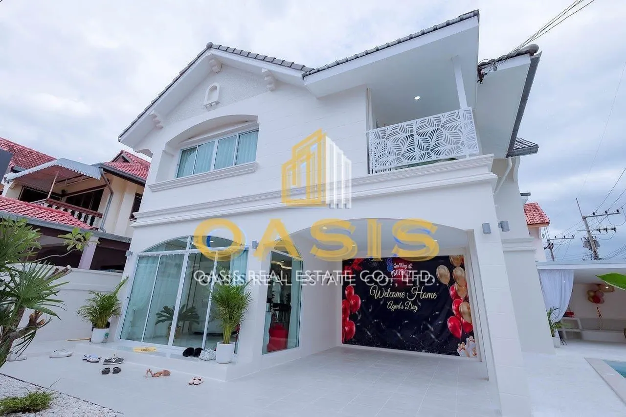 Spacious and beautifully designed 2-storey pool villa For SALE