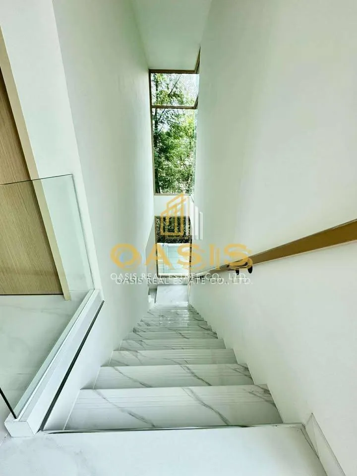Stunning Modern Mediterranean Style Pool Villa for Sale