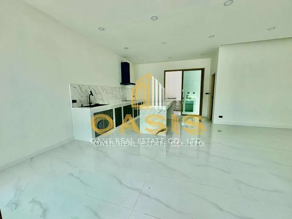 Stunning Modern Mediterranean Style Pool Villa for Sale