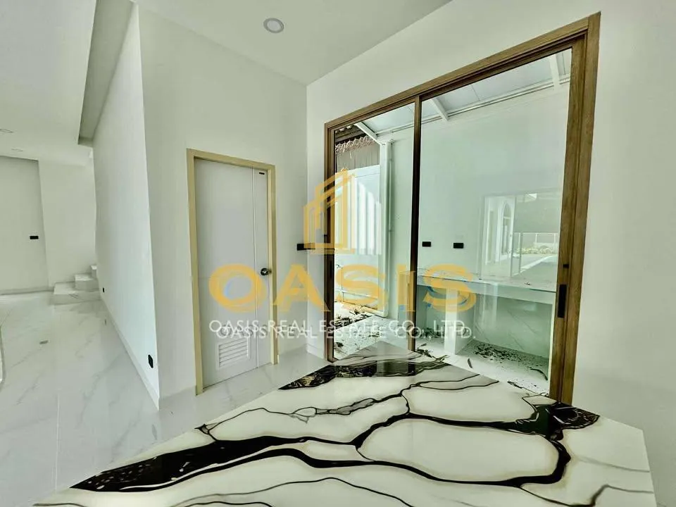 Stunning Modern Mediterranean Style Pool Villa for Sale
