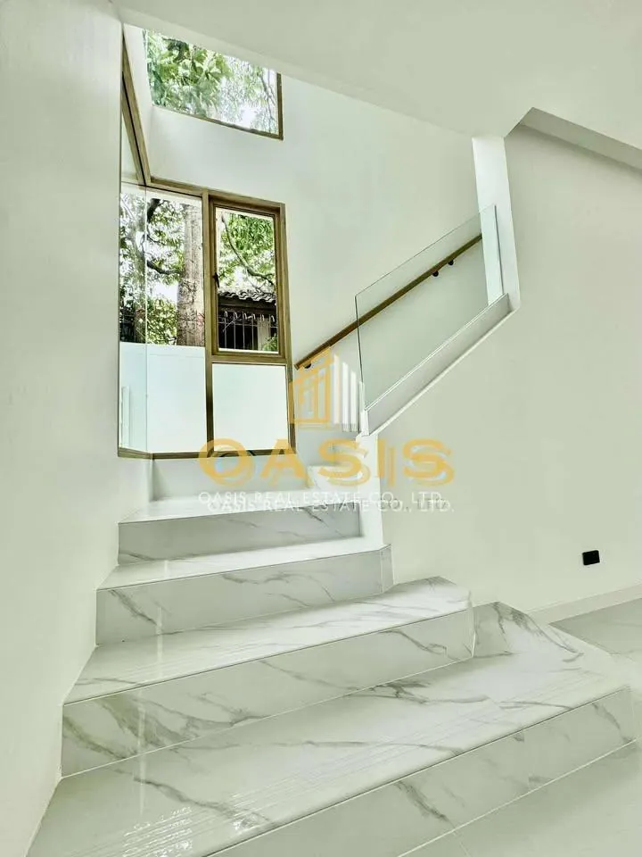 Stunning Modern Mediterranean Style Pool Villa for Sale