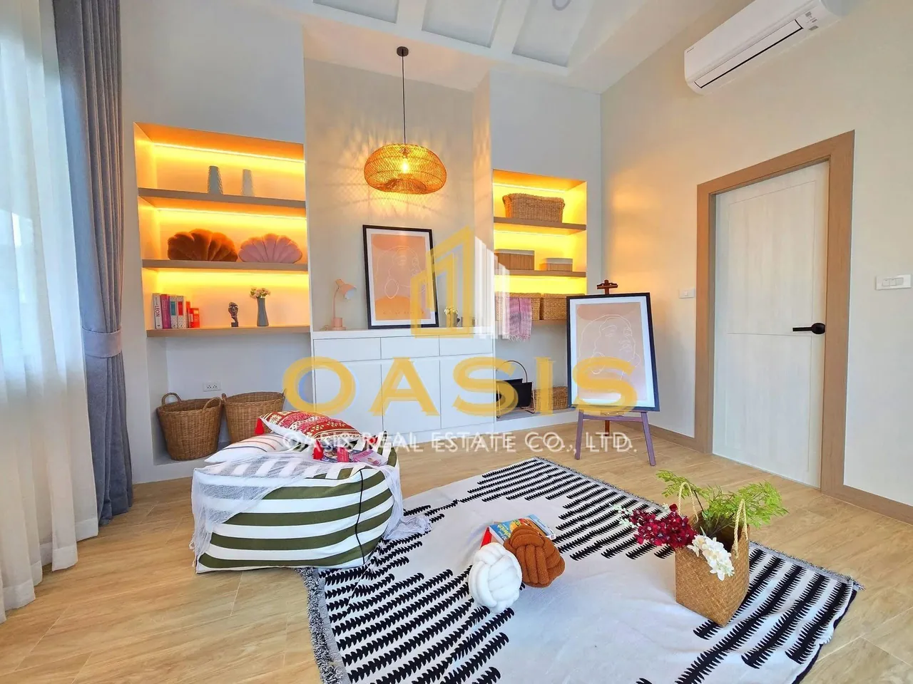 Brand-new luxury pool villa for SALE