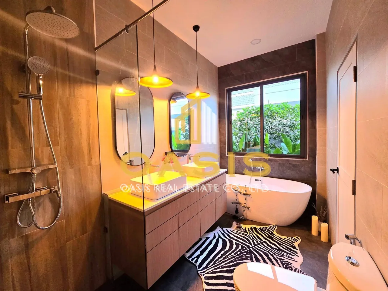 Brand-new luxury pool villa for SALE