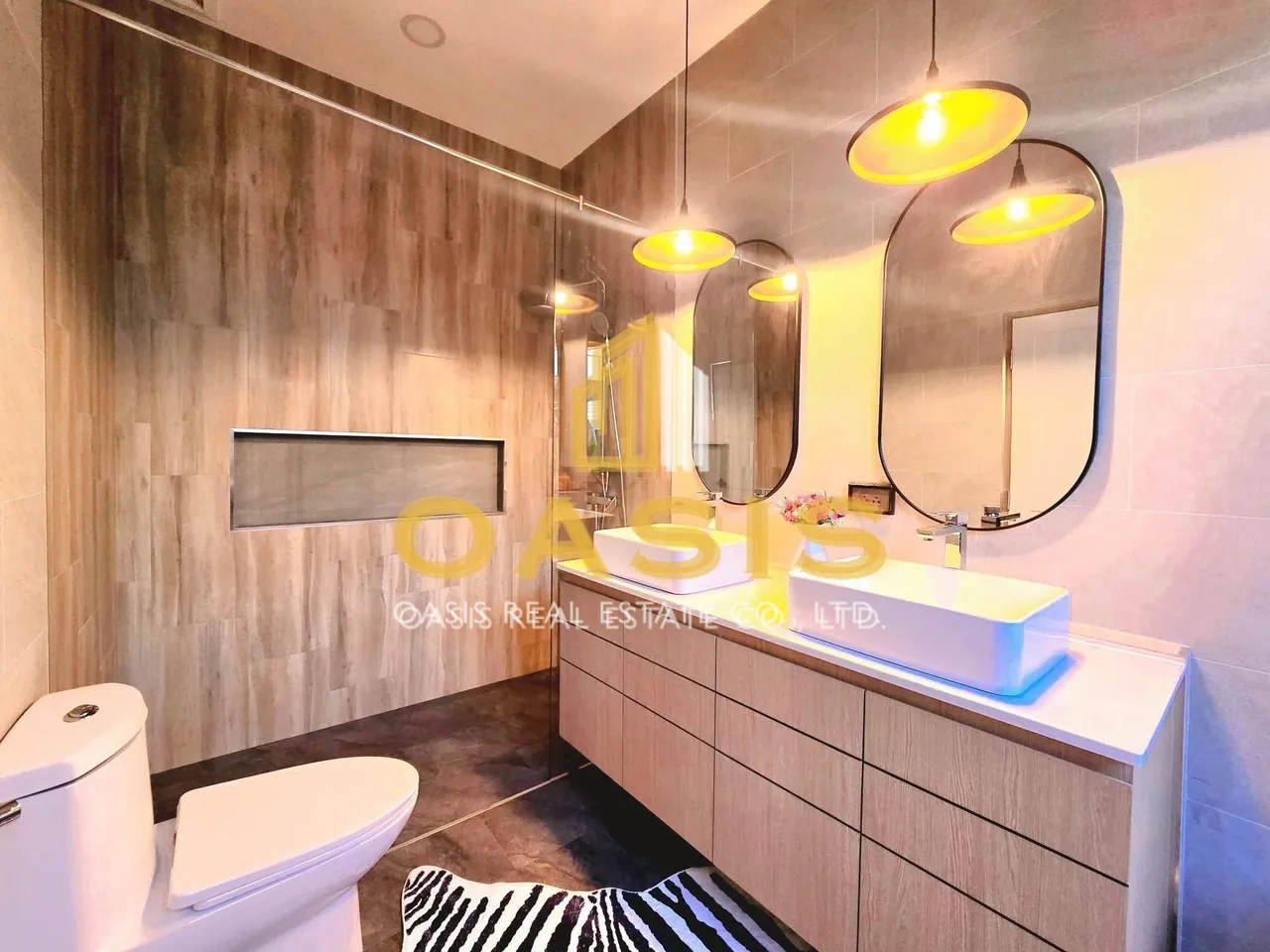 Brand-new luxury pool villa for SALE