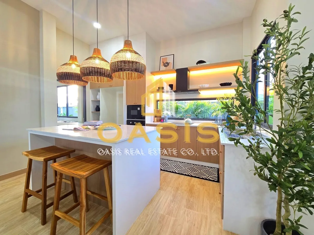 Brand-new luxury pool villa for SALE