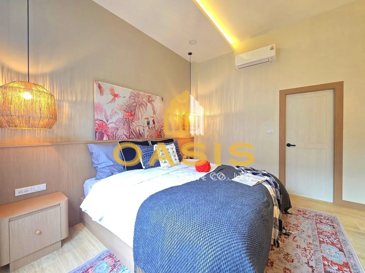 Brand-new luxury pool villa for SALE