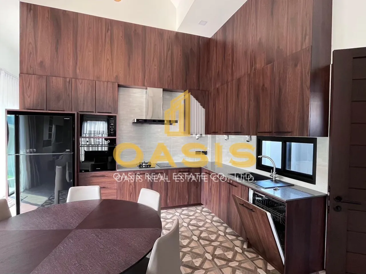 Modern Nordic-Style Pool Villa for SALE