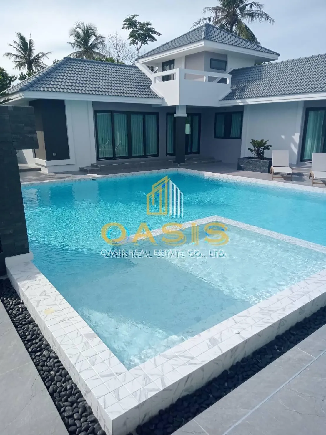 Versatile Estate Near Lake Mabprachan for SALE