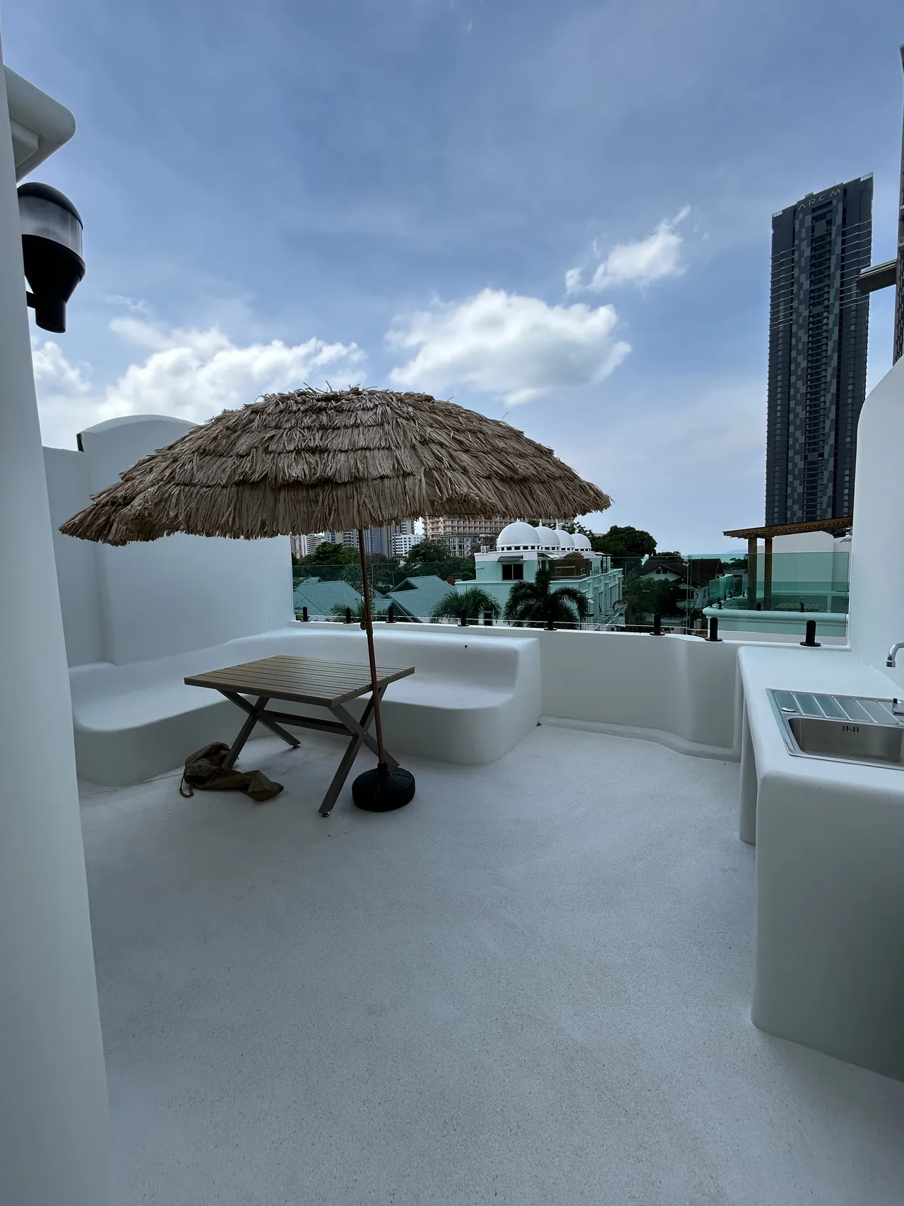 Santorini Wongamat Exclusive Place For RENT