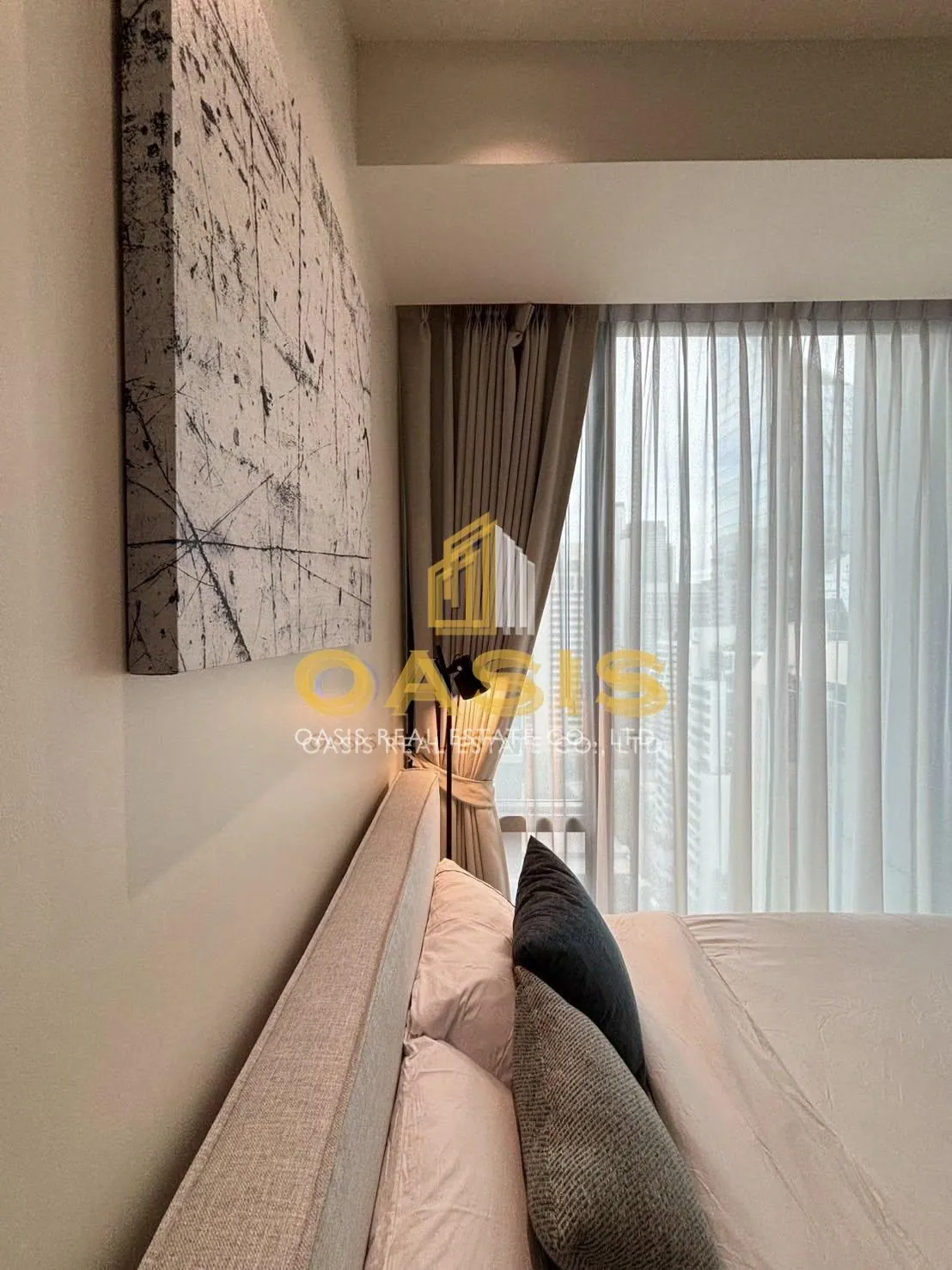28 Chidlom – Elegant Corner Residence in Bangkok’s Most Prestigious CBD For Rent