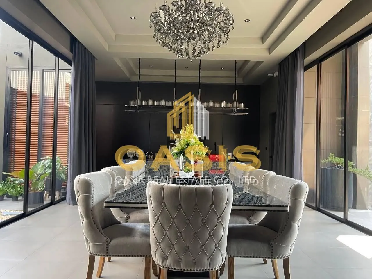 Black & Wood Residence – Modern Luxury Classic Masterpiece for Sale