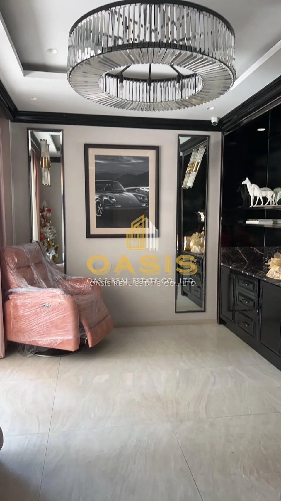 Vana Residence Krungthep Kreetha – Luxury Show Home For Sale