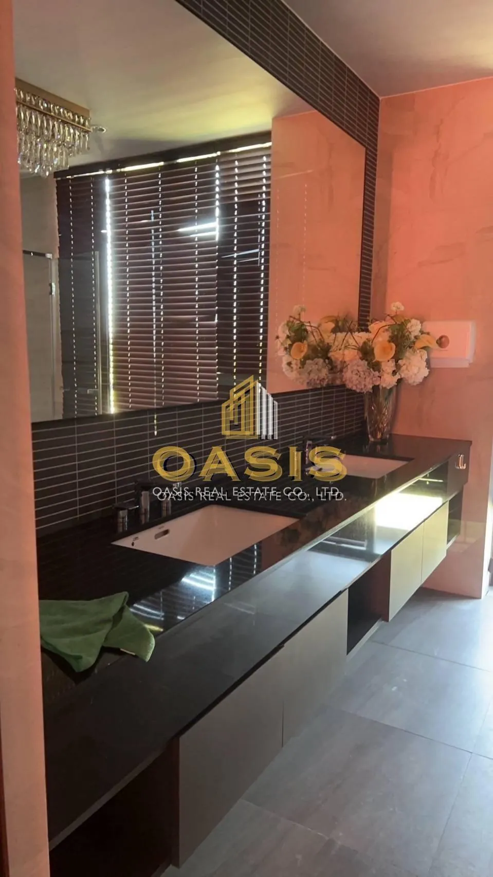 Vana Residence Krungthep Kreetha – Luxury Show Home For Sale