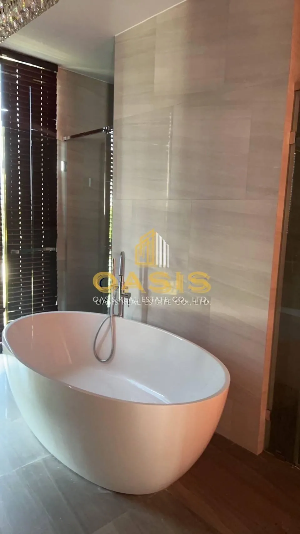 Vana Residence Krungthep Kreetha – Luxury Show Home For Sale
