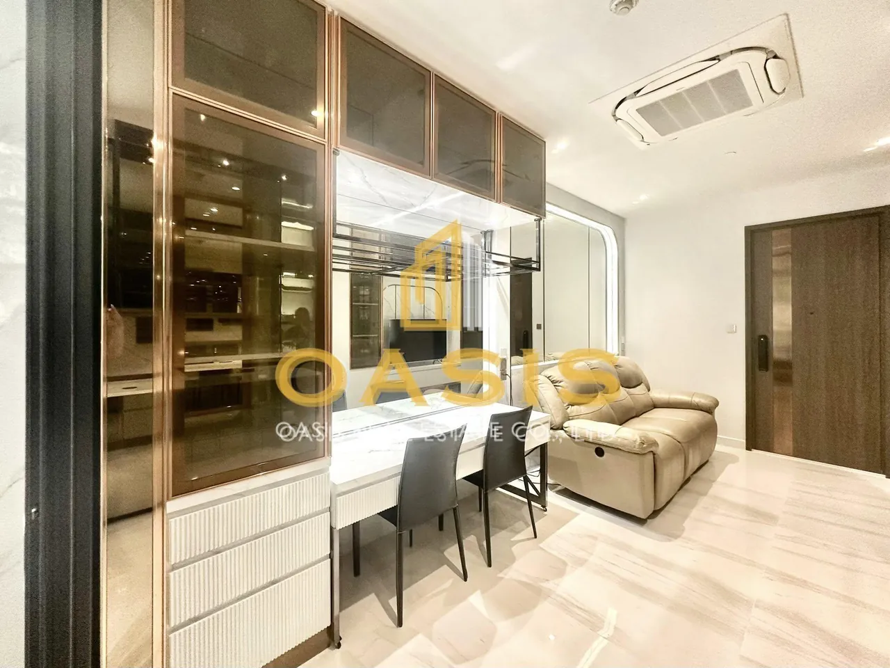 New Luxury Unit at Supalai Icon Sathorn for Rent