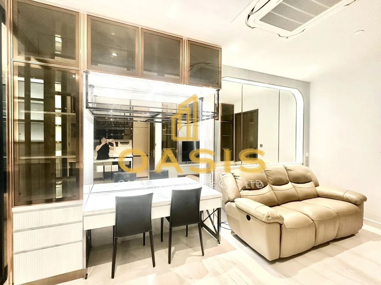 New Luxury Unit at Supalai Icon Sathorn for Rent