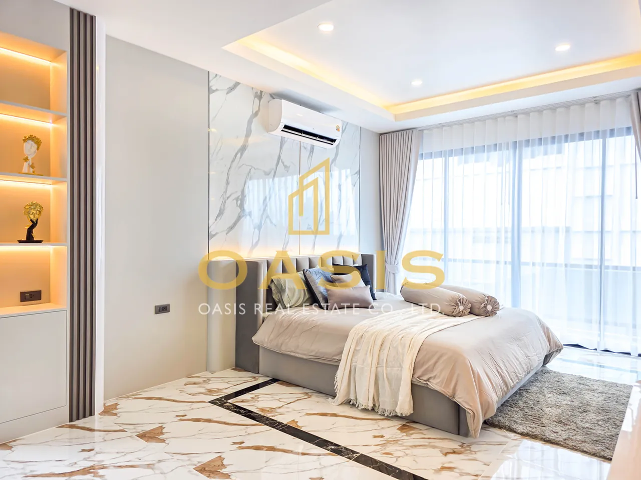 A beautifully renovated 2-storey home for Sale