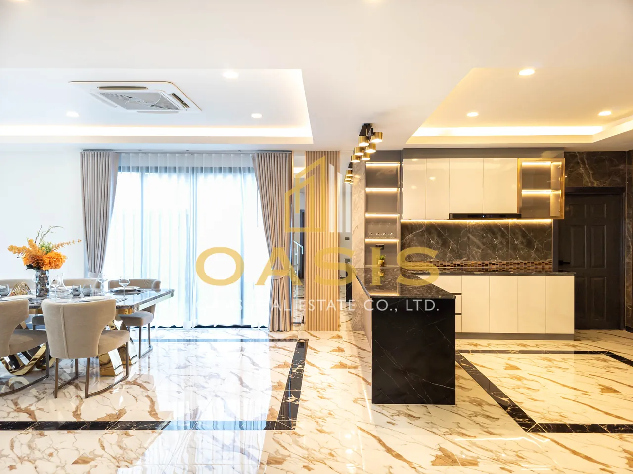 A beautifully renovated 2-storey home for Sale
