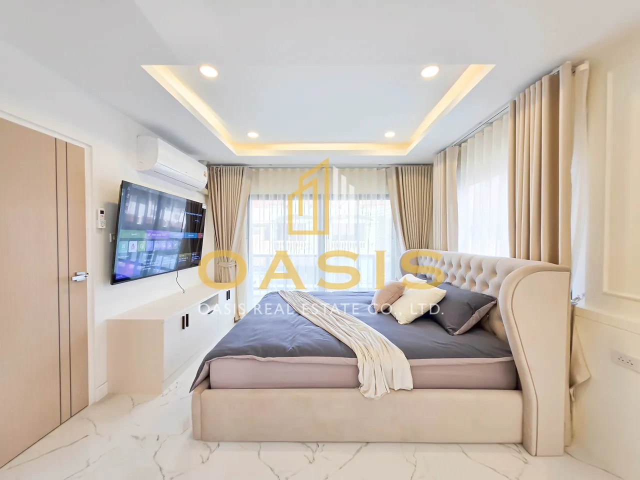 Beautifully renovated 2-storey home combines modern luxury with functional design for Sale