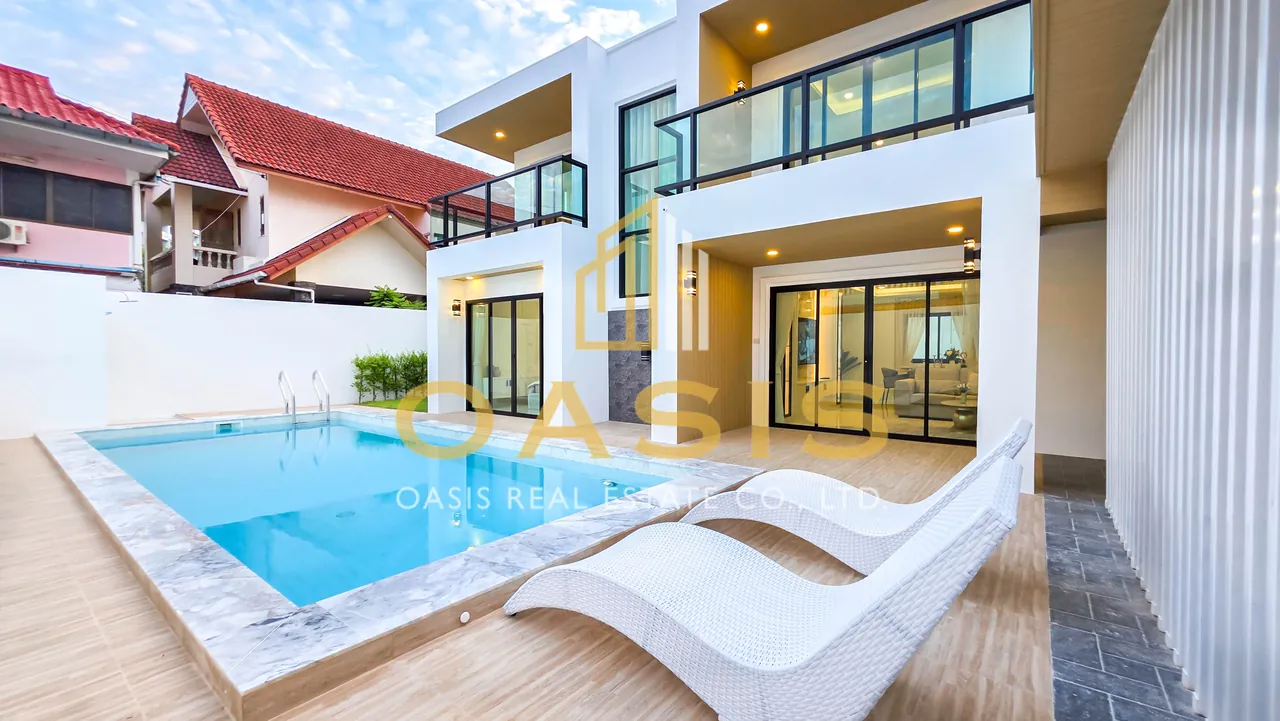 Beautifully renovated 2-storey home combines modern luxury with functional design for Sale