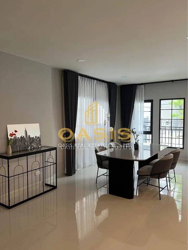 Centro Bangna - For Rent