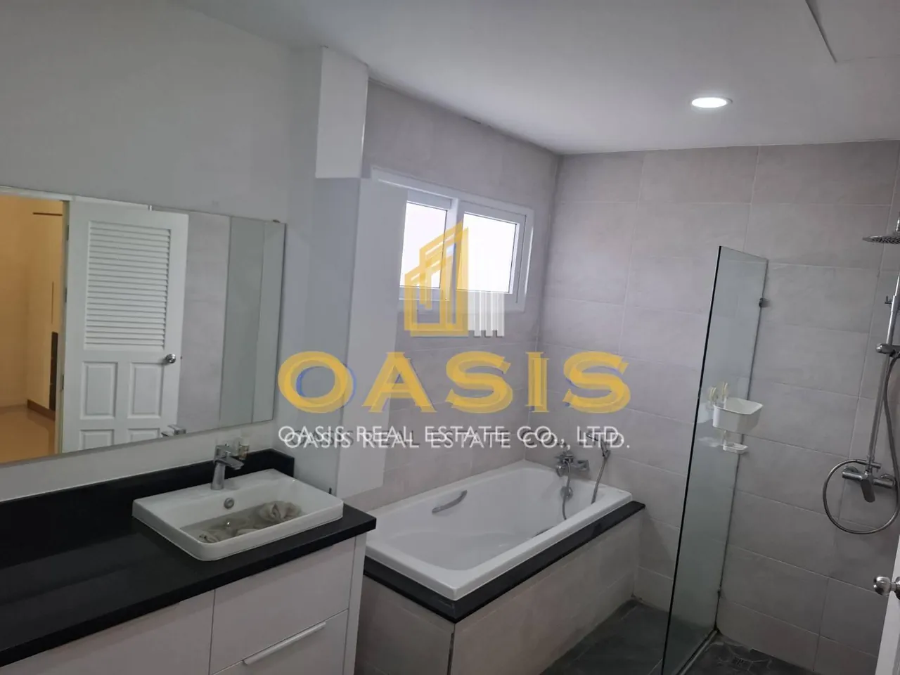 Siam Gardens Pool Villa Lake Mabprachan for rent