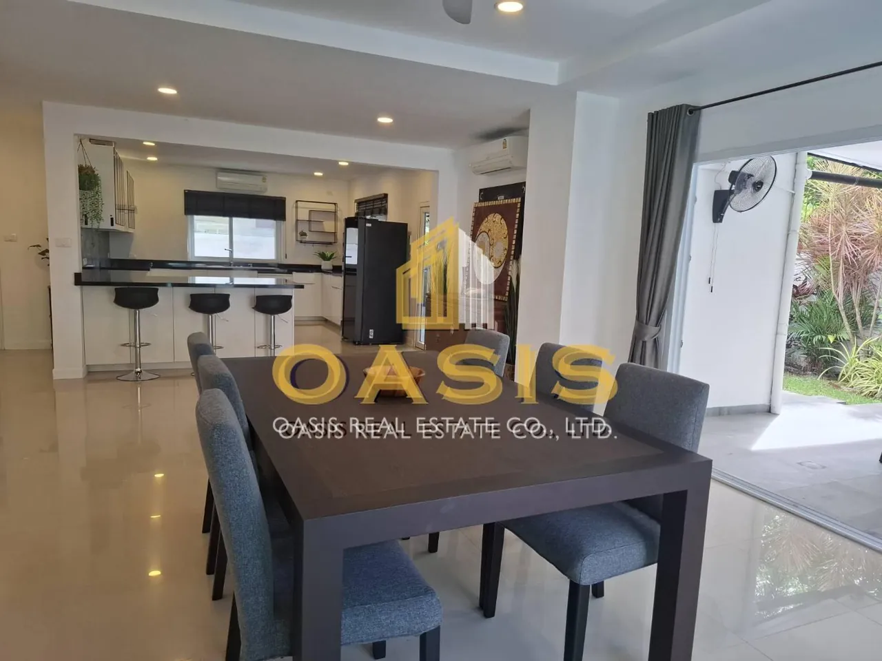 Siam Gardens Pool Villa Lake Mabprachan for rent