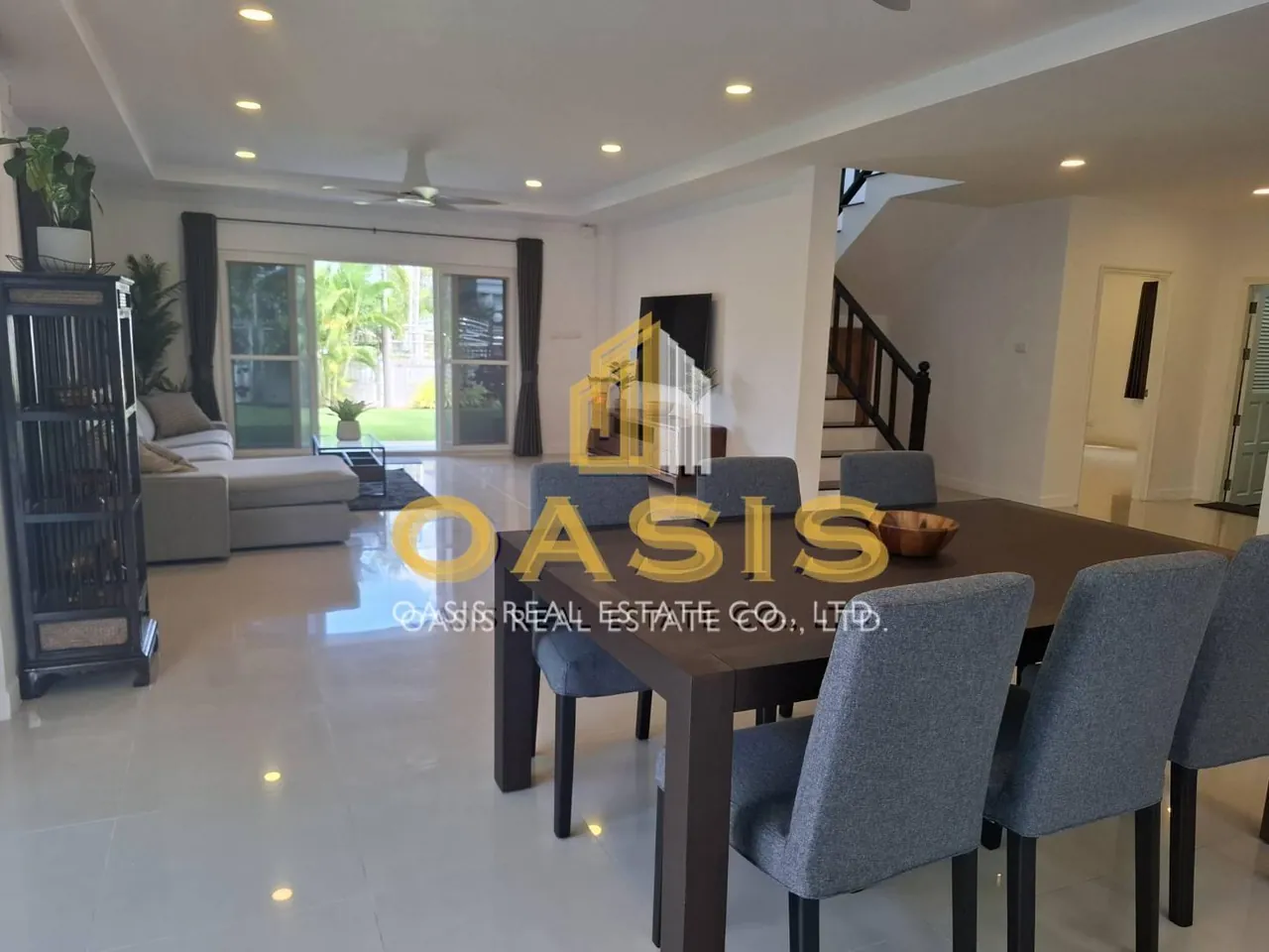 Siam Gardens Pool Villa Lake Mabprachan for rent