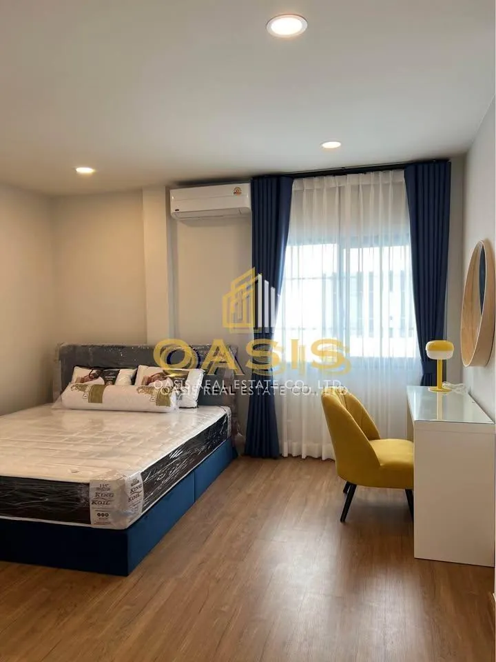 Centro Bangna - For Rent