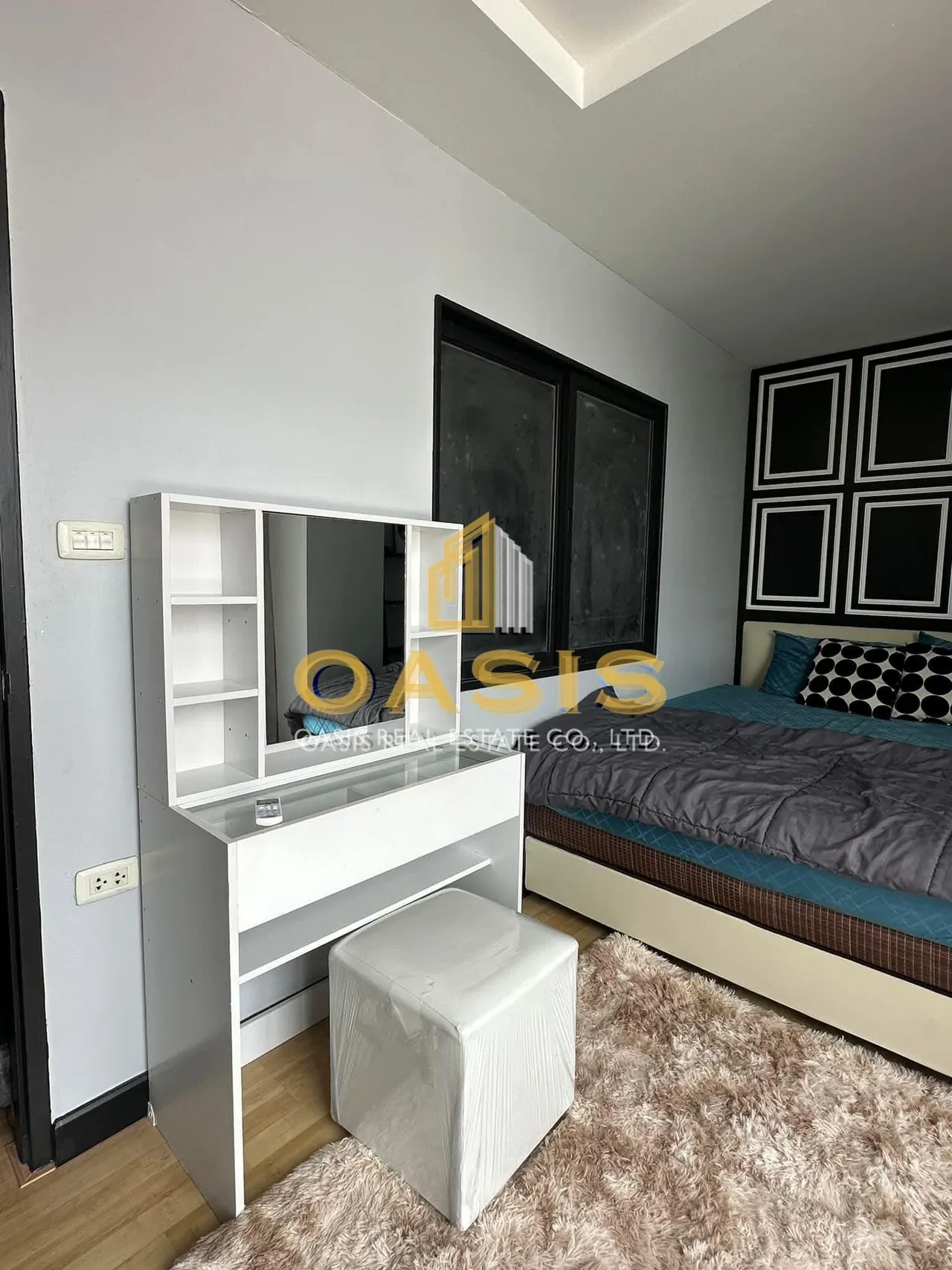 Ratchada City 18(2) – Elegant Corner Condo for Rent & Sale