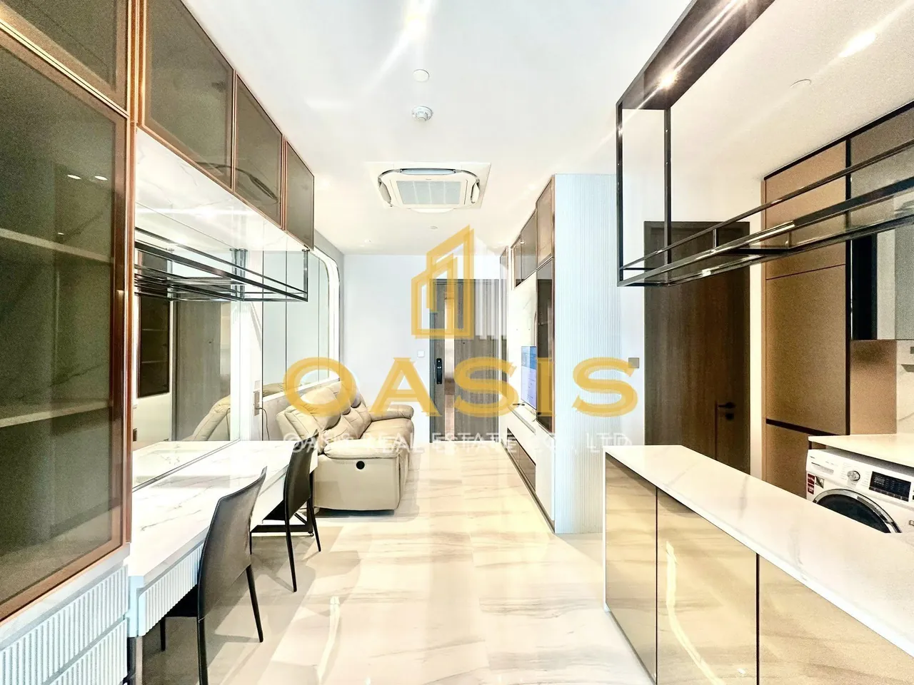 New Luxury Unit at Supalai Icon Sathorn for Rent