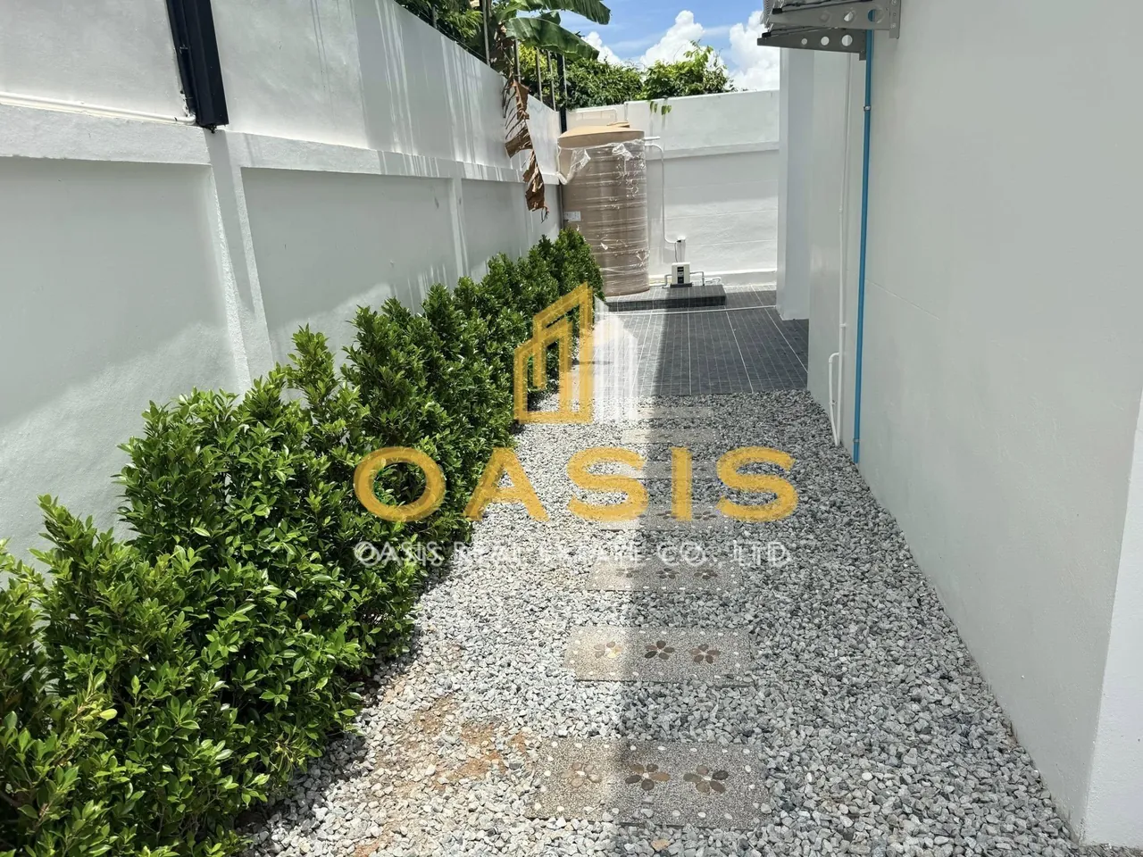 Modern house design with private pool for sale