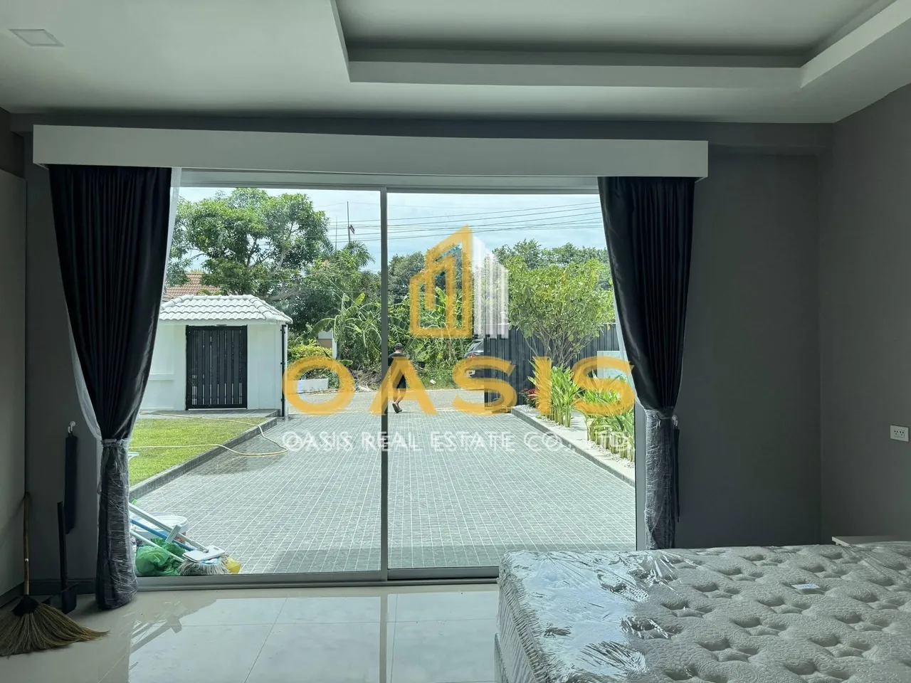 Modern house design with private pool for sale