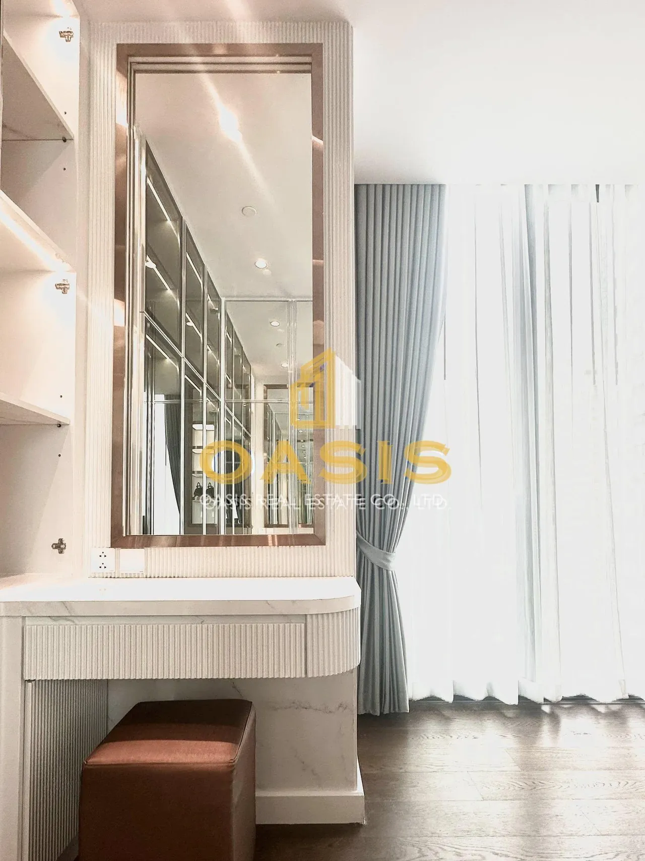 New Luxury Unit at Supalai Icon Sathorn for Rent