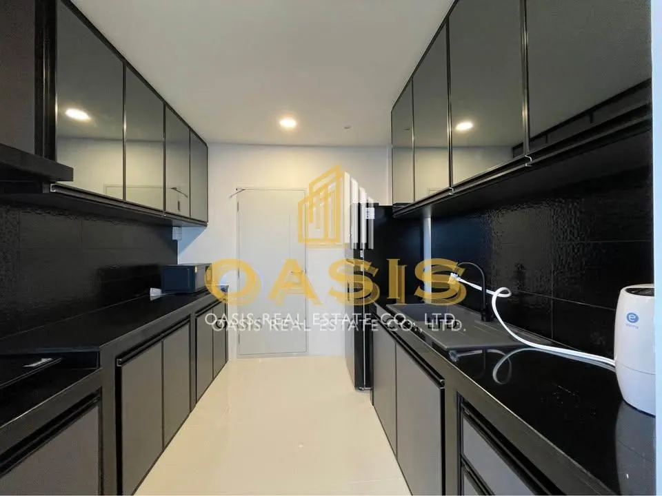 Centro Bangna - For Rent