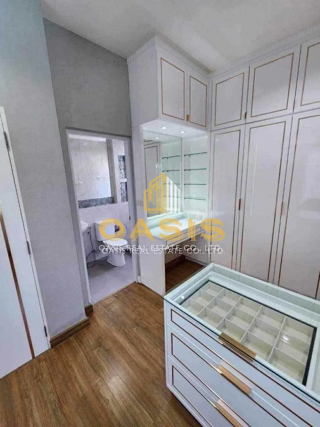 Grandio Ramintra–Wongwaen – Exclusive Corner Home for Rent
