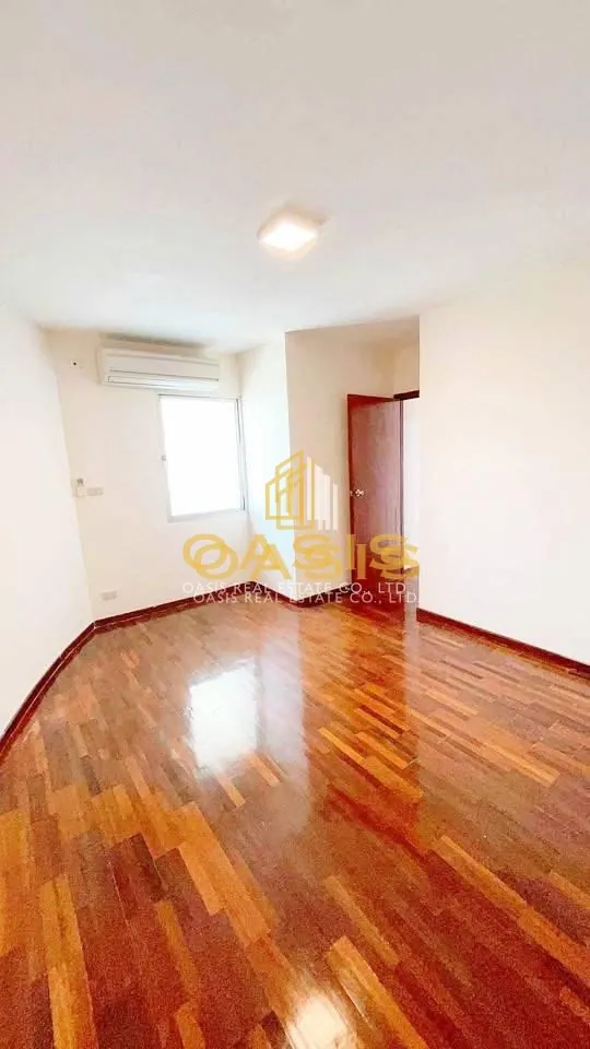 SV City Condominium – Riverside Luxury Living on Rama III For Sale