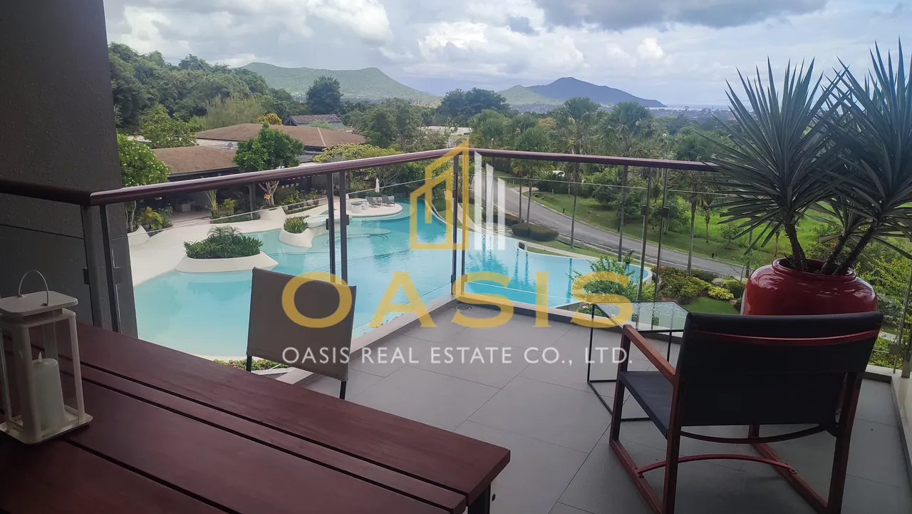 Bangsaray Heights Condominium Large 1-Bedroom for Sale